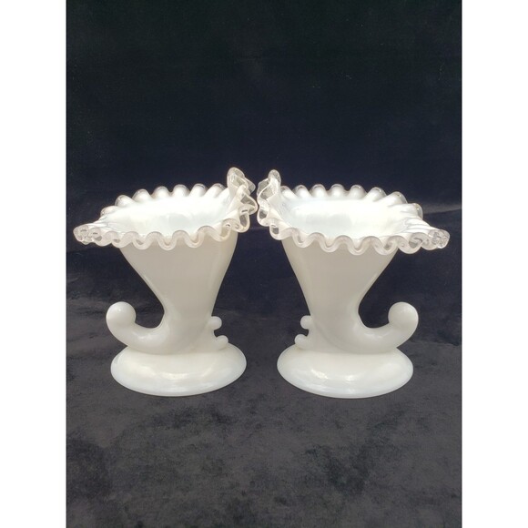 Pair Of Fenton Silver Crest Cornucopia Candleholders 1958-1970 MCM Milk Glass - Picture 1 of 11